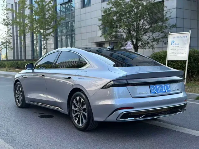 Lincoln Z — Фото автомобиля 16
