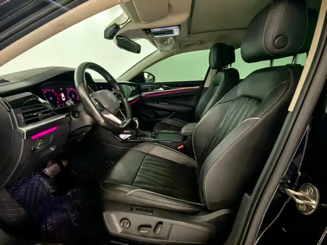 Volkswagen Passat — Фото автомобиля 7