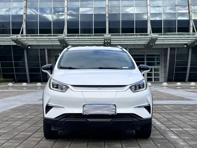 BYD Yuan Pro — Фото автомобиля 6
