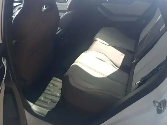 BYD Qin PLUS 2024 Glory Edition DM-i 55KM Leading — Фото автомобиля 11