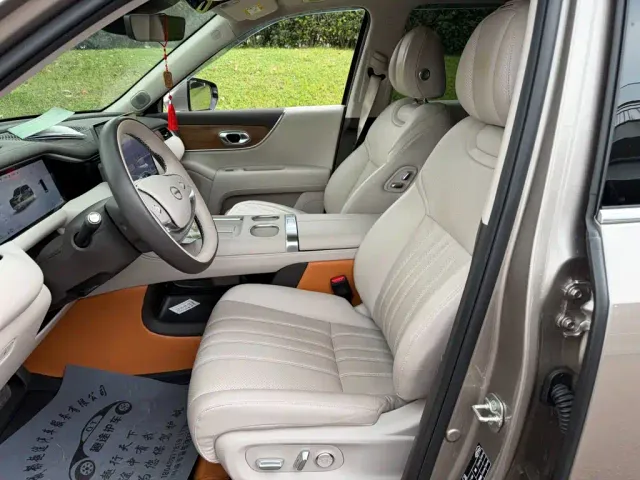 GAC Trumpchi Xiangwang S9 — Фото автомобиля 8