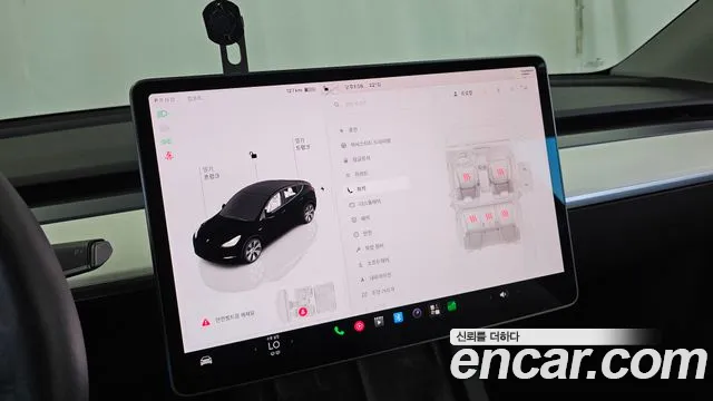 Tesla Model Y — Фото автомобиля 18