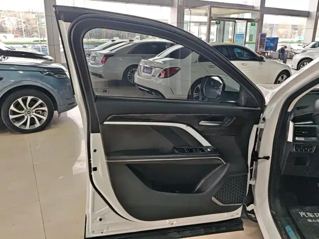 Haval H6 — Фото автомобиля 7