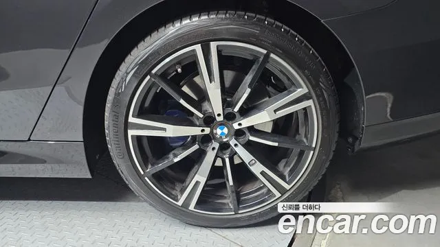 BMW 5-Series 5 серия (G60) 530i xDrive M Sport — Фото автомобиля 20