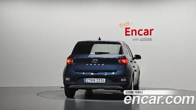 Hyundai Venue — Фото автомобиля 4