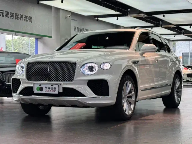 Фотография автомобиля — Bentley Bentayga