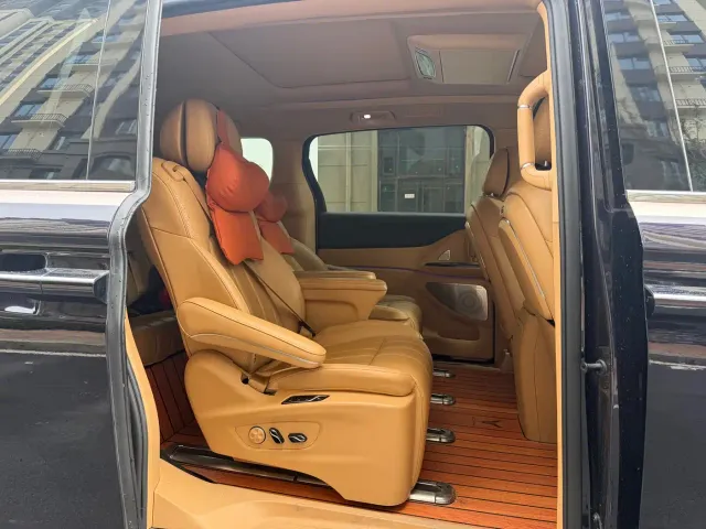 Voyah Auto Voyah Dreamer 2024 PHEV Extended Range Premium Edition — Фото автомобиля 9