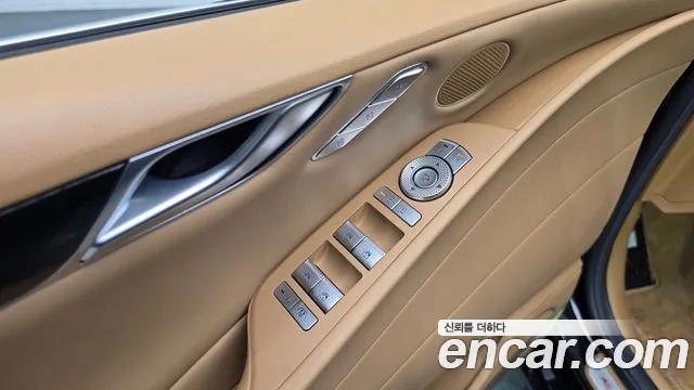 Genesis G80 Бензин 2.5 турбо AWD — Фото автомобиля 27