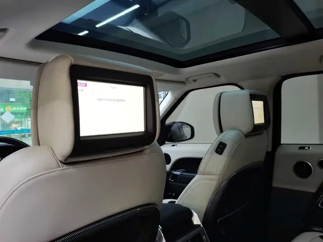 Land Rover Range Rover Sport — Фото автомобиля 6