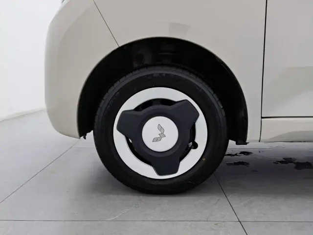 Wuling Hongguang Mini EV — Фото автомобиля 17