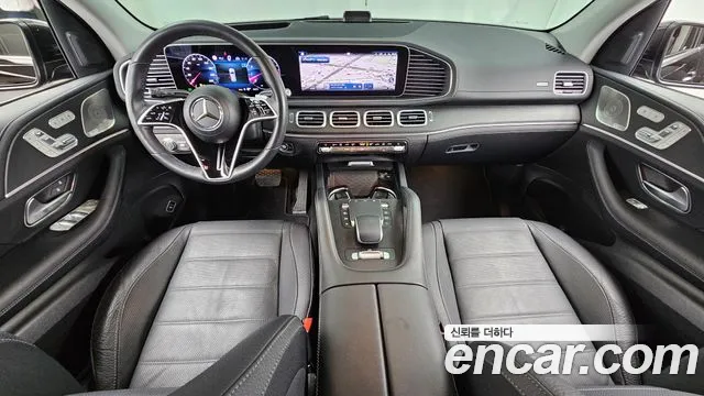 Mercedes-Benz GLE-Class — Фото автомобиля 10