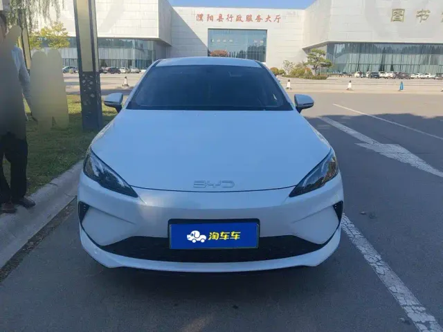 BYD Seal 05 DM-i — Фото автомобиля 2