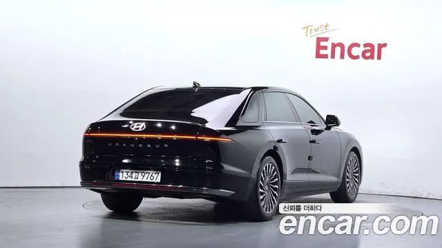 Hyundai Grandeur GN7 — Фото автомобиля 2