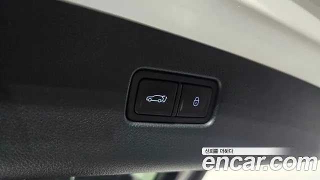 Genesis GV70 2.5T Бензин AWD — Фото автомобиля 19