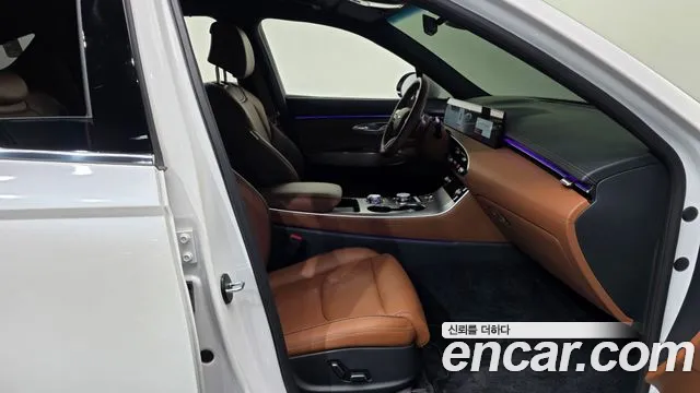 Genesis GV70 2.5T Бензин AWD — Фото автомобиля 10