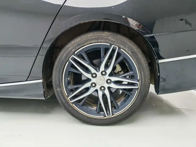 Honda Accord — Фото автомобиля 16