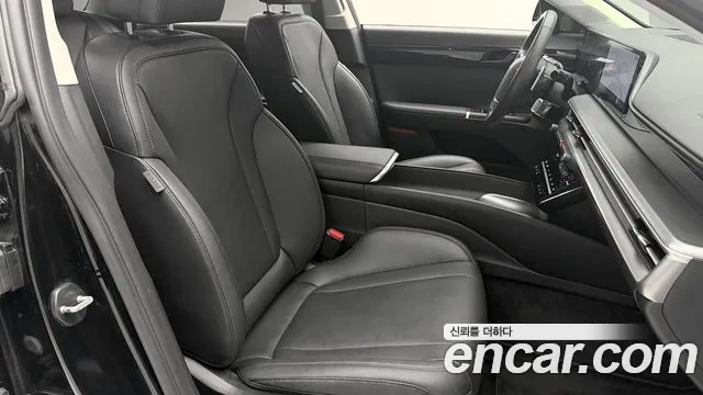 Hyundai Grandeur GN7 — Фото автомобиля 5