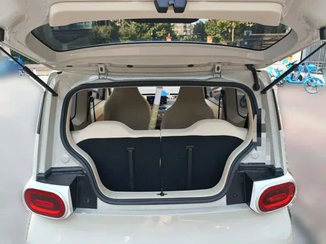 Wuling Hongguang Mini EV — Фото автомобиля 15