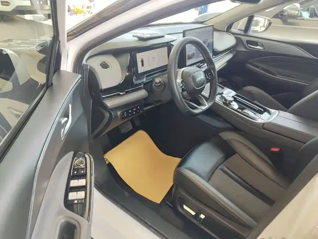 GAC Aion S Plus — Фото автомобиля 15