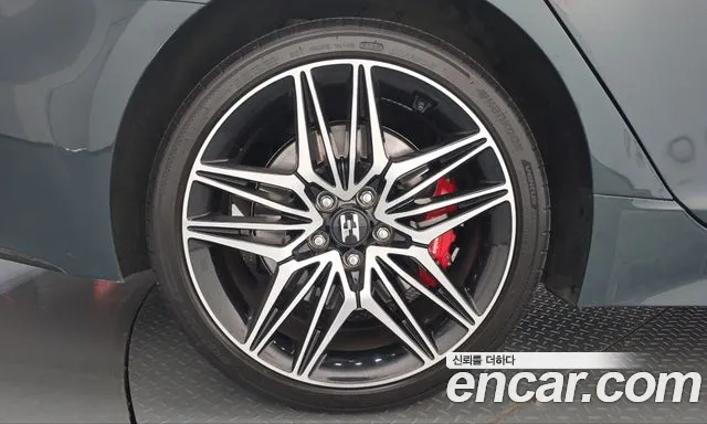 Kia Stinger Meister — Фото автомобиля 5