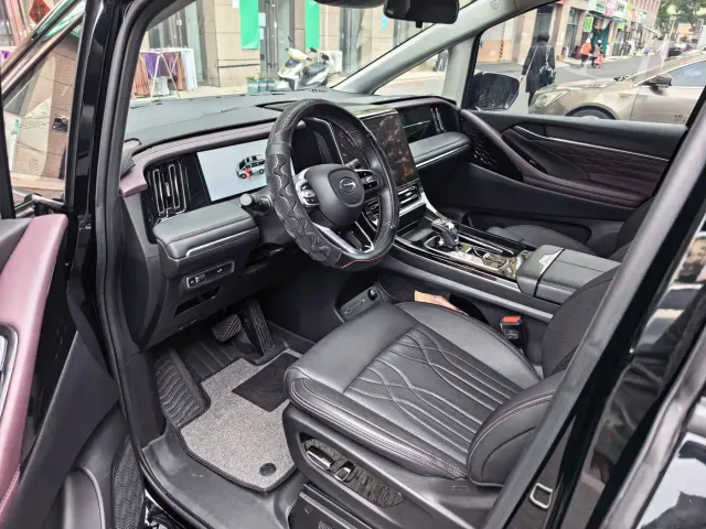 GAC Trumpchi M8 — Фото автомобиля 5