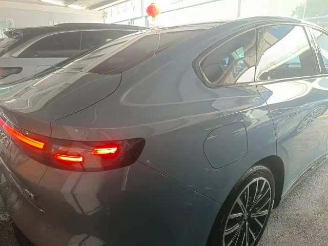 Leapmotor B01 — Фото автомобиля 13