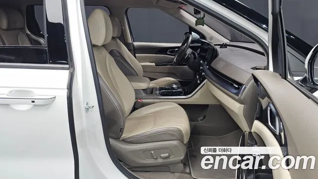 Kia Carnival Generation 4 — Фото автомобиля 16