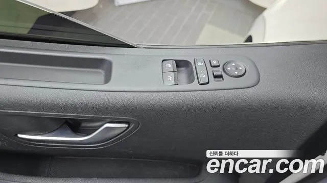 Hyundai Staria — Фото автомобиля 28