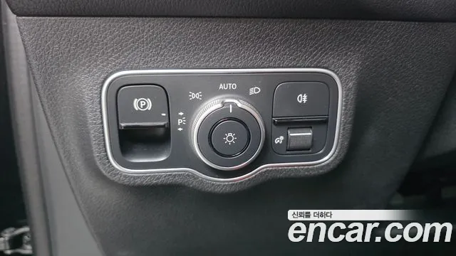 Mercedes-Benz EQB — Фото автомобиля 6