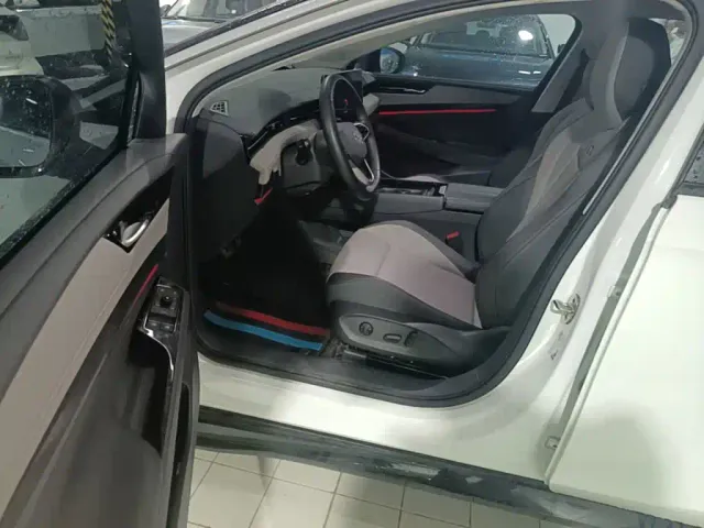 Volkswagen ID.7 Vizzion — Фото автомобиля 15