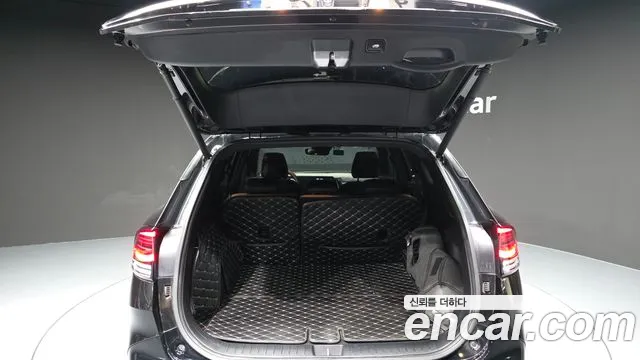 Kia Sportage Sportage 5-е поколение Бензин 1.6 турбо 2WD — Фото автомобиля 8