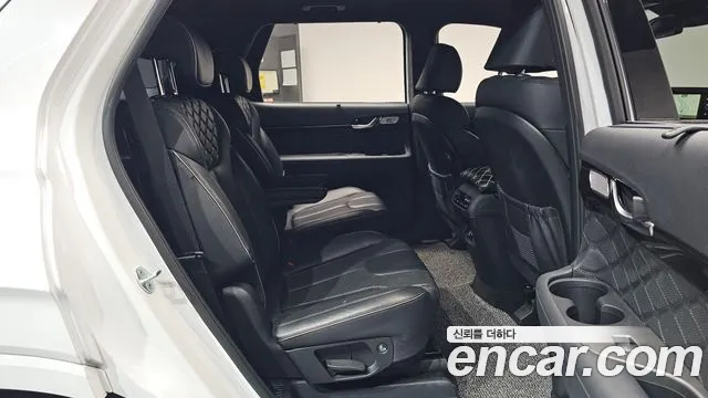 Hyundai Palisade — Фото автомобиля 16