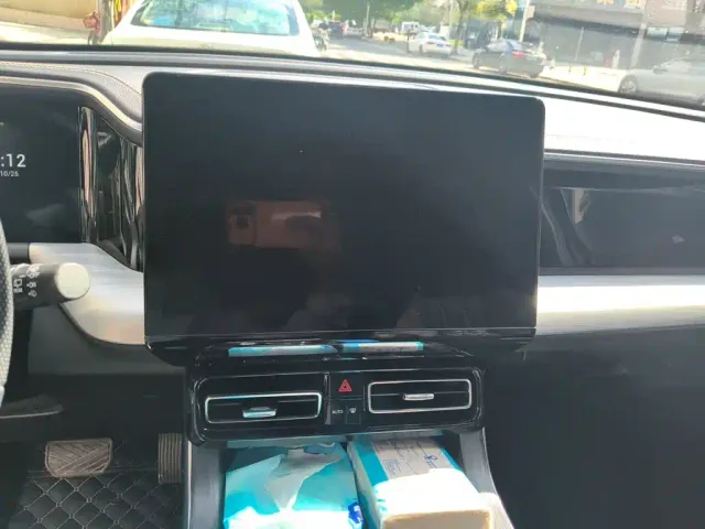 GAC Trumpchi GS8 — Фото автомобиля 9