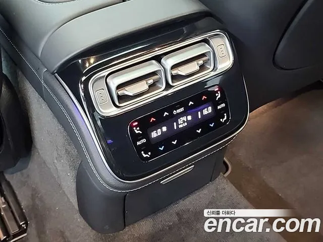 Mercedes-Benz S-Class — Фото автомобиля 13