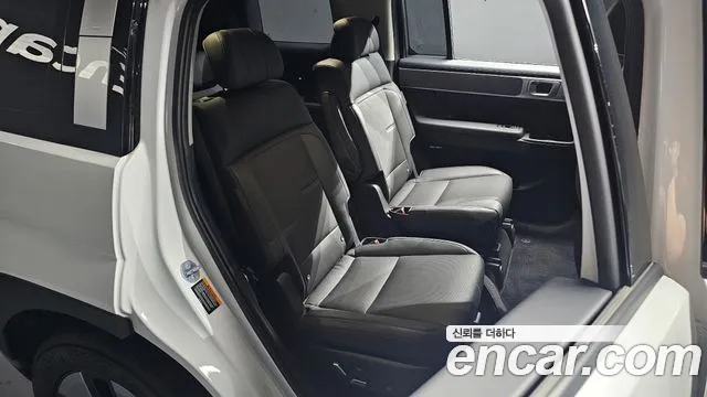 Hyundai Santa Fe MX5 — Фото автомобиля 11