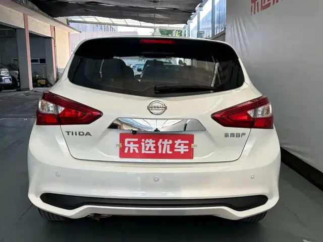 Nissan Tiida — Фото автомобиля 4