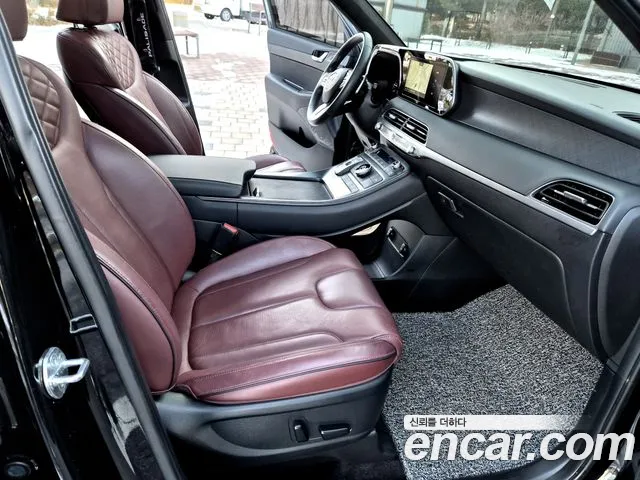 Hyundai Palisade Palisade Дизель 2.2 2WD — Фото автомобиля 12