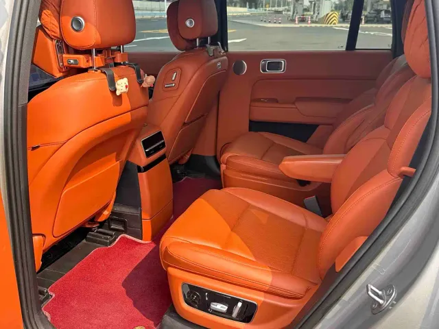 Li Auto L9 — Фото автомобиля 7