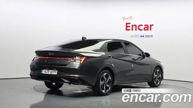 Hyundai AVANTE Avante (CN7) — Фото автомобиля 2