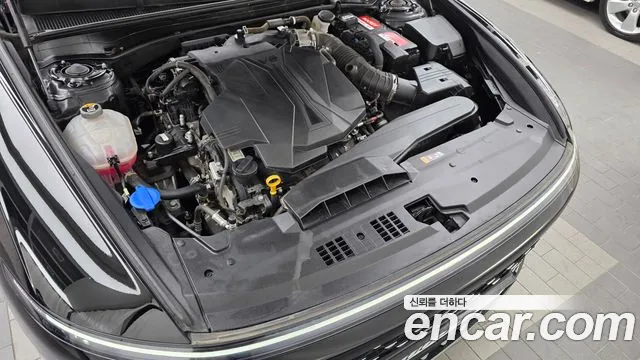 Hyundai Grandeur GN7 — Фото автомобиля 9