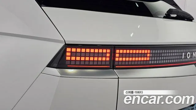 Hyundai Ioniq 5 New — Фото автомобиля 8
