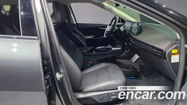Kia EV6 — Фото автомобиля 11