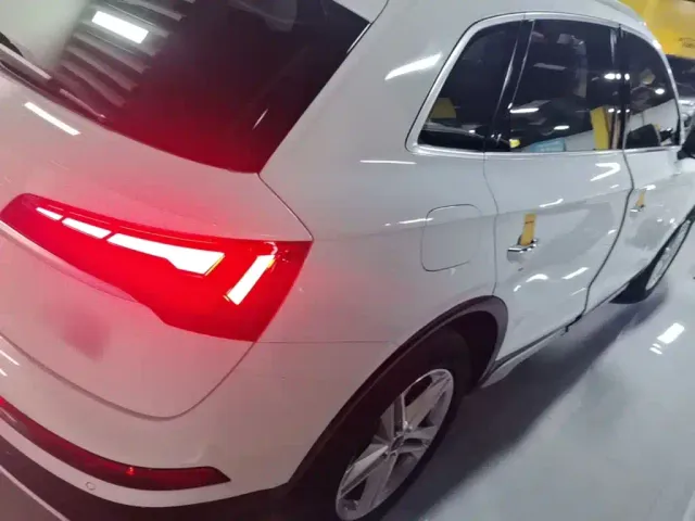 Audi Q5L — Фото автомобиля 6
