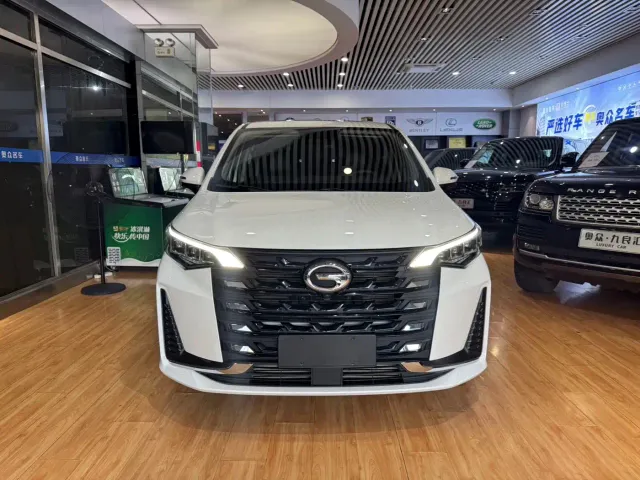 GAC Trumpchi M6 — Фото автомобиля 3