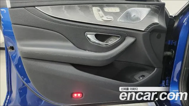 Mercedes-Benz CLS-Class — Фото автомобиля 15