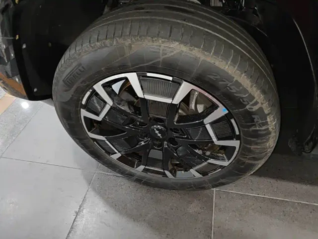 BYD FangChengBao Leopard 8 — Фото автомобиля 22