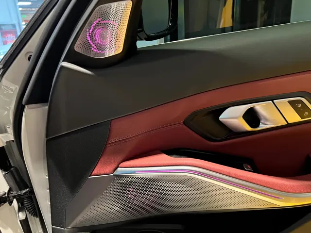 BMW 3 Series — Фото автомобиля 14
