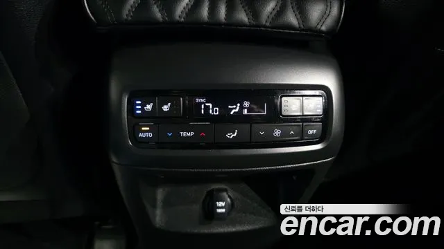 Hyundai Palisade Palisade Дизель 2.2 2WD — Фото автомобиля 17