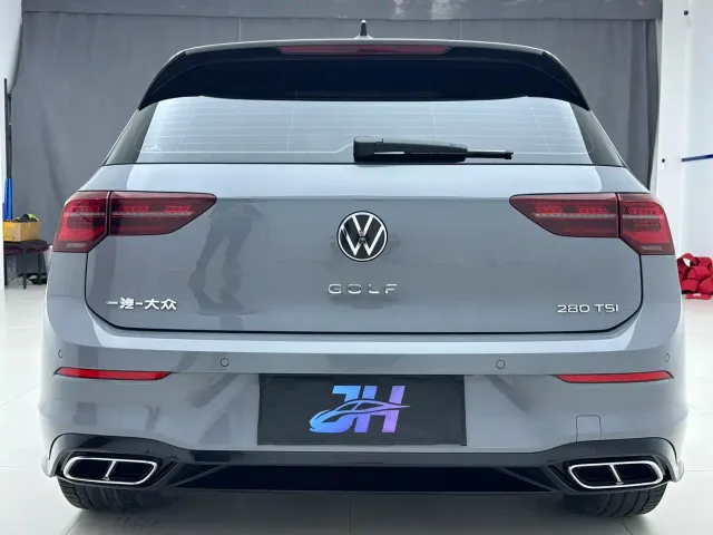 Volkswagen Golf — Фото автомобиля 5