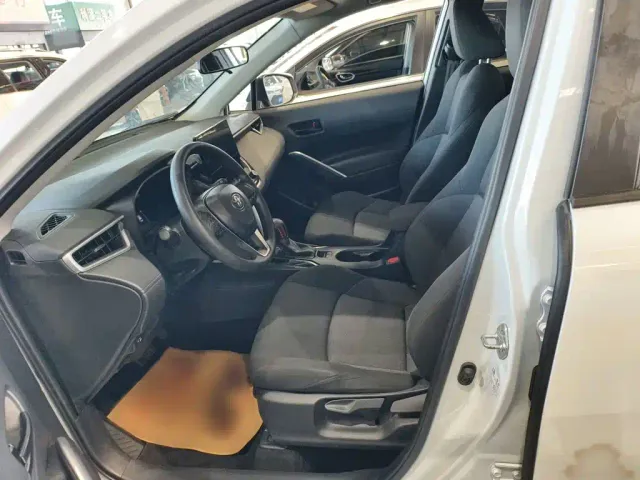 Toyota Frontlander — Фото автомобиля 15